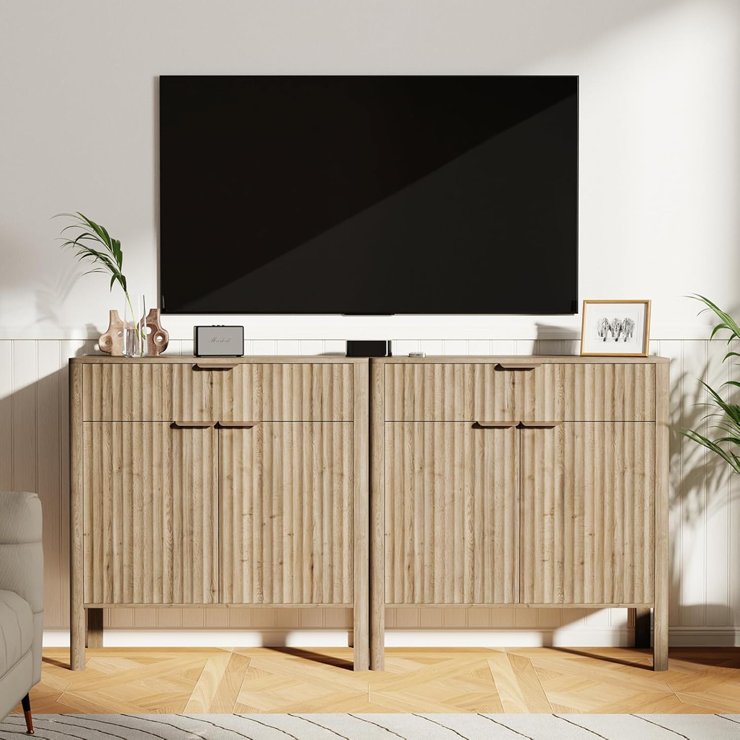 Fluted Buffet Cabinet with Storage - Modern Sideboard Accent Credenza with Doors & Drawer Wood Console Coffee Table Bar Counter for Living Room Kitchen Dining Room Entryway, Easy Assembly 31" Oak